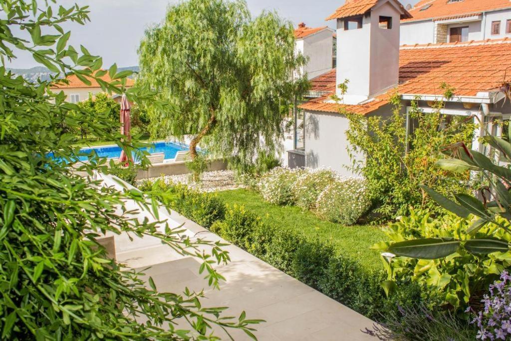 Apartment Soric Trogir Bagian luar foto