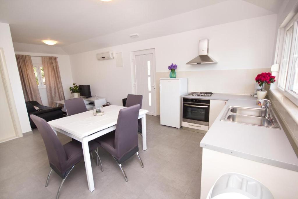 Apartment Soric Trogir Bagian luar foto